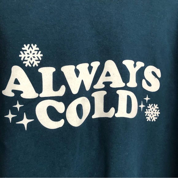COPY - Womens ALWAYS COLD with snowflakes on front🥶Blue Comfy Warm Sweater Size… - Picture 3 of 12